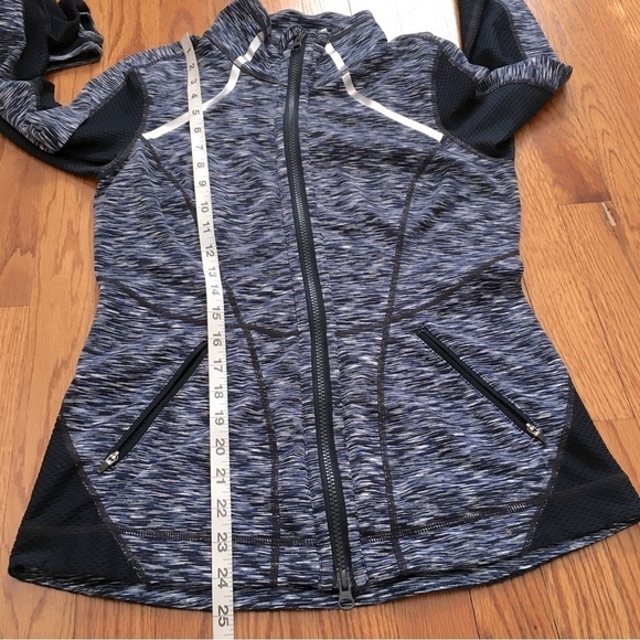 Zell Multi Blue Semi Sheer Zip Up Fitted Thumbhole Light weight Athletic Jacket - Picture 13 of 16